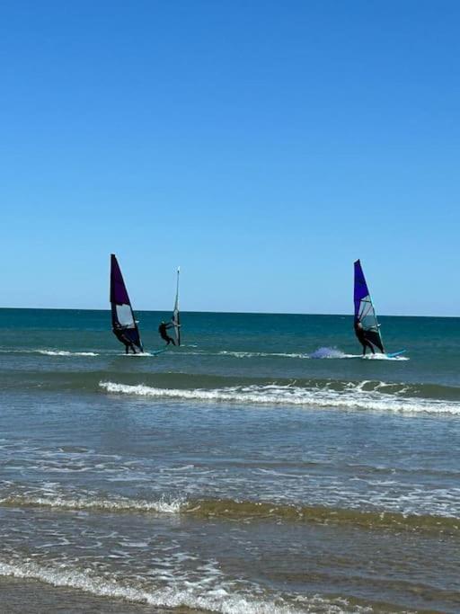 Maison Chalet 200 M De La Plage Climatisation Et Wifi جرْويسا المظهر الخارجي الصورة